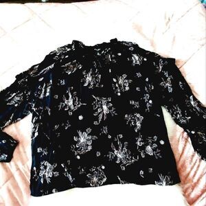 Nine West Black Pink Floral Ruffle sz XL Long Sleeve blouse